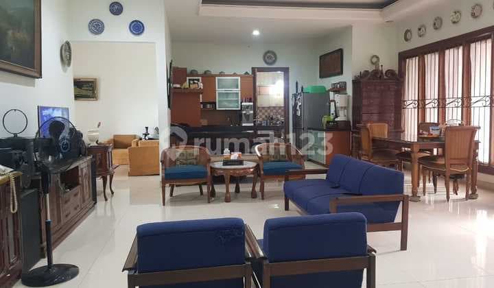 Rumah Bagus Untuk Keluarga Besar Dalam Komplek Di Pondok Ranji