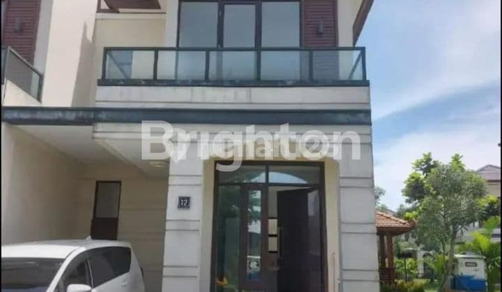 Rumah cantik 2 lantai di Lavon Swan City terletak di hoek sangat dekat tol Jakarta-Tangerang