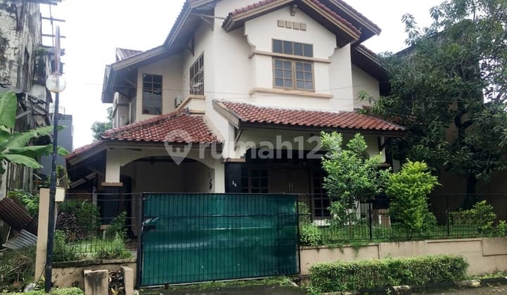 READY-TO-OCCUPY HOUSE ON Jl. PENGAYOMAN, BOUGENVILLE COMPLEX, MAKASSAR