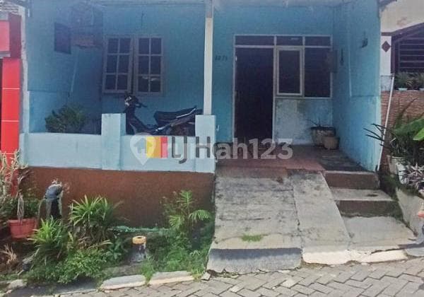Rumah sederhana siap huni di daerah Tembalang