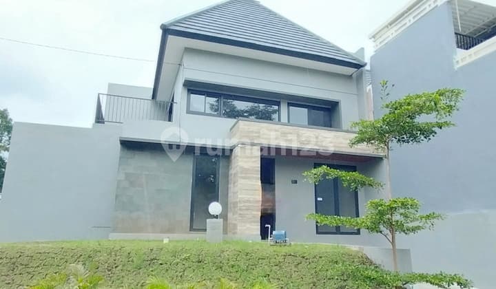 CEPAT RUMAH BARU 2 LANTAI CANTIK & BAGUS MODERN SIAP HUNI