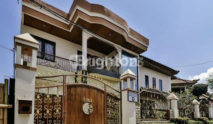 Rumah Cantik 2 Lantai Di Batu Bulan Gianyar