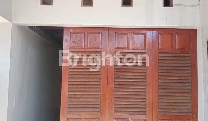 RUMAH ANTIK BANJARSARI SOLO