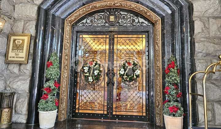 Luxury Apartment in the Jendral Sudirman Area