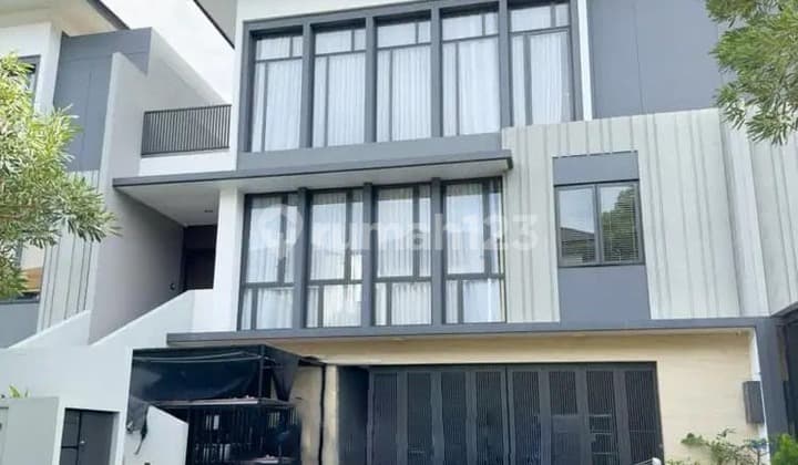 Rarely available. Luxury homes at Navapark Lakewood BSD.
