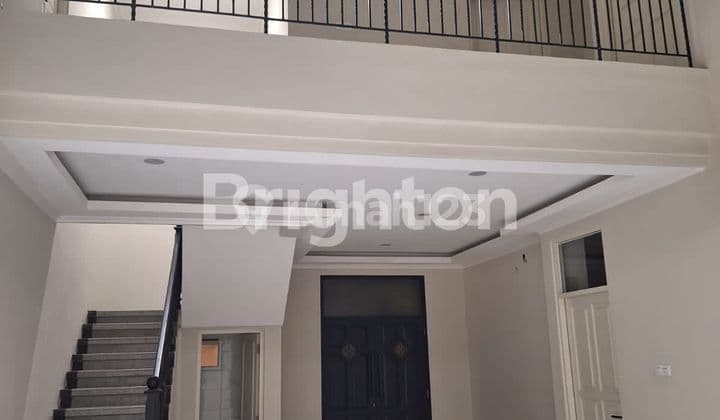 Rumah 2 lantai di Villa Bukit Mas cluster Mediterania, Surabaya Barat.