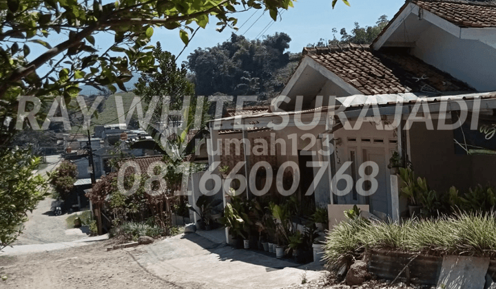 Rumah di Wangunraja Lembang