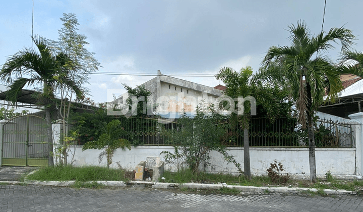 Dijual Rumah Kupang Indah Hitung Tanah Aja