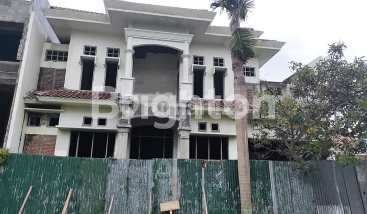 Rumah Murah Hitung Tanah Pakuwon Indah Dekat Graha Dan Citraland