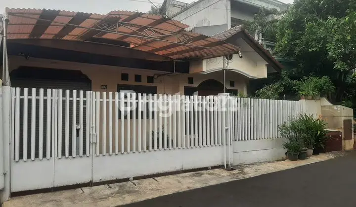 RUMAH SIAP HUNI DAN STRATEGIS DIDALAM PERUMAHAN CIMANGGIS DEPOK