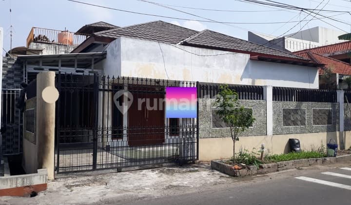 Rumah Di Kayu Putih 1