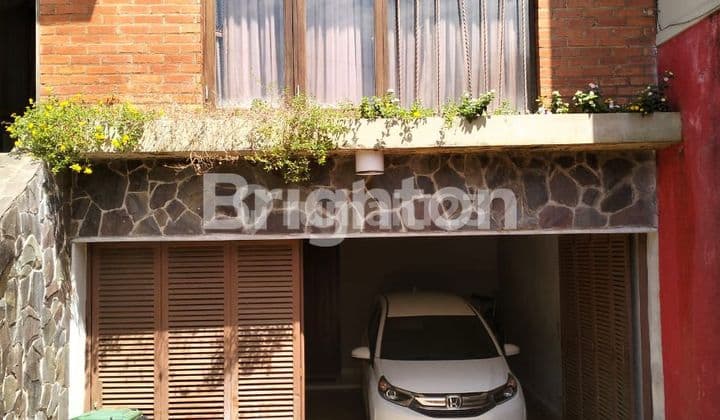 RUMAH DI TANGSEL, CANTIK SIAP HUNI