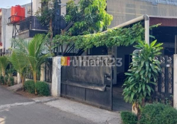 Rumah Dekat Rs Dharmais, Cocok Unt Kost, Palmerah Jakarta Barat.