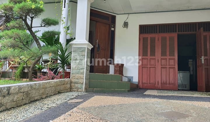 Affordable Fully Furnished House in Front of Park, Near Pondok Pekayon Indah Toll Gate