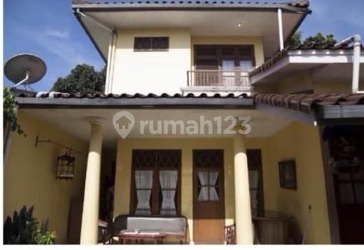 Rumah Besar Dekat Tol Cocok Tempat Usaha di Griyakoka Bsd