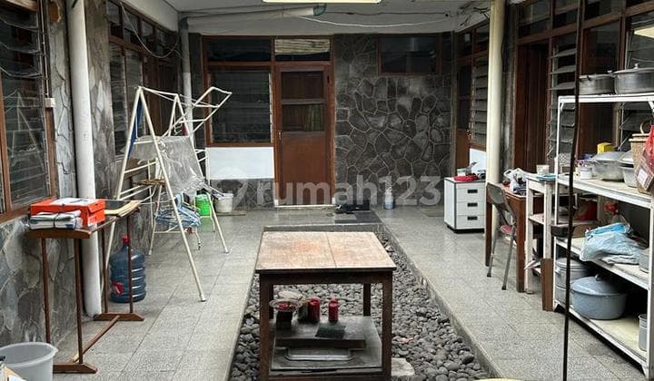 Rumah Di Mainroad Pajajaran