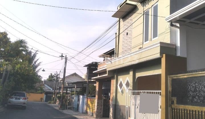 Cheap house city center close to everywhere.