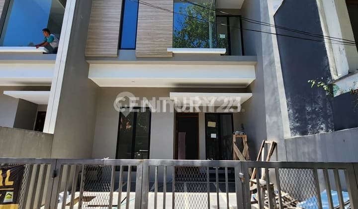 Rumah Baru Modern Minimalis Lokasi Premium Padjadjaran Bandung