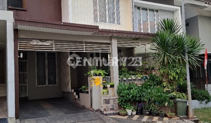 Nice House Attractive Price In Emerald Bintaro Sector 9