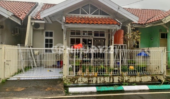 Rumah Siap Huni Area Panakkukang Kompleks Crysant Makassar Rumah Siap Huni Area Panakkukang Kompleks Crysant Makassar