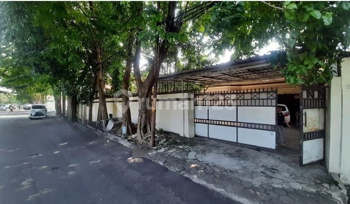 RUMAH USAHA KOMERSIAL JEMURSARI