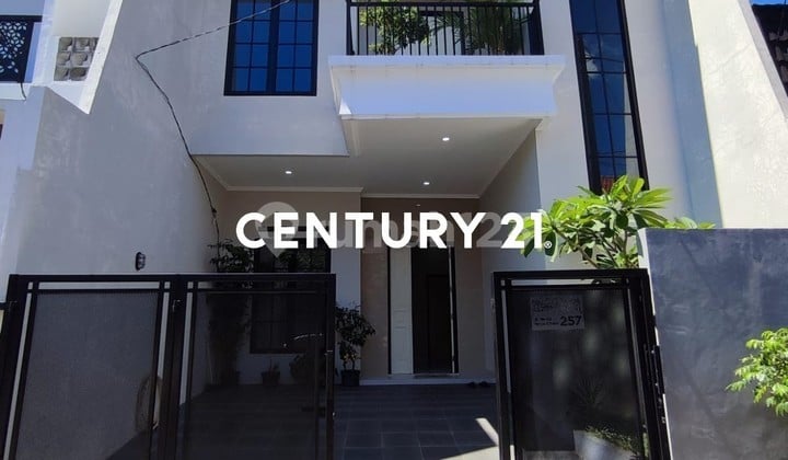 Rumah Dua Lantai Baru Siap Huni di Daerah Cinere