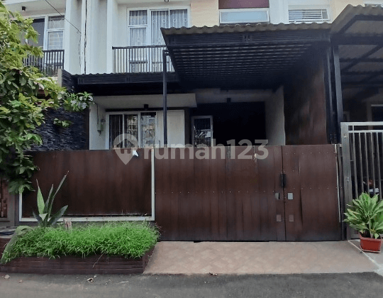 RUMAH DI MAGNOLIA RESIDENCE TANGERANG