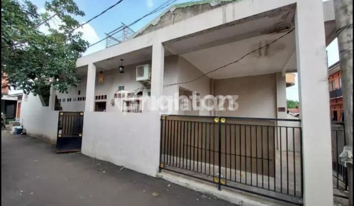 Rumah Kos posisi Hook Penuh Terus di dekat MRT Lebak Bulus
