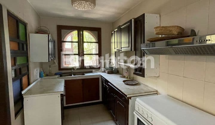 Villa in Canggu, Berawa. Very strategic location, close to Atlas and Fins, Beach Club