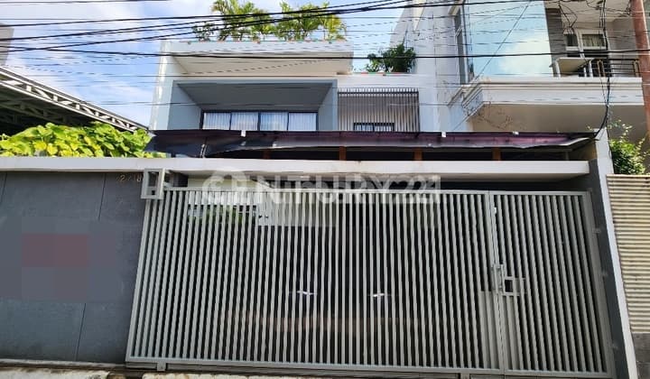 Nice Modern Design House in Sawah Besar, Central Jakarta