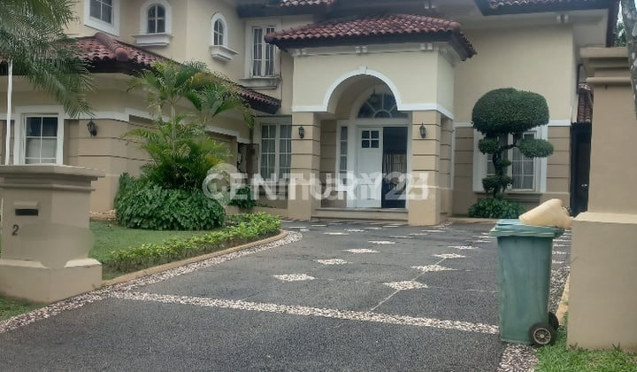KAN RUMAH KEREN NYAMAN TAMAN GOLF