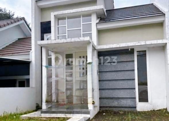 CEPAT RUMAH 1 LANTAI CANTIK DAN BAGUS MODERN HARGA TERJANGKAU