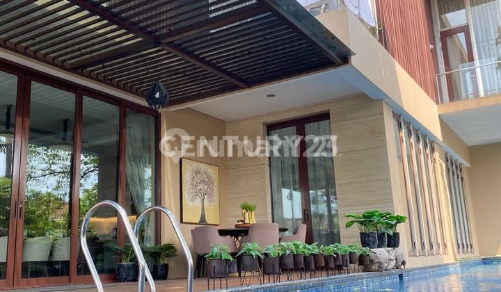 Rumah Mewah 3 Lantai Di Simprug Golf, Jakarta Selatan