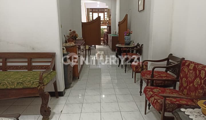 2-Storey Strategic House in Pegangsaan Menteng S7422