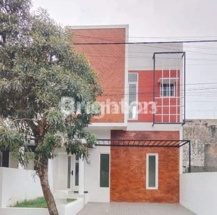 Rumah kan 3 kamar tidur, carport 2 mobil minimal 2 tahun, bonus pagar dan kanopi area Sulfat kota Malang