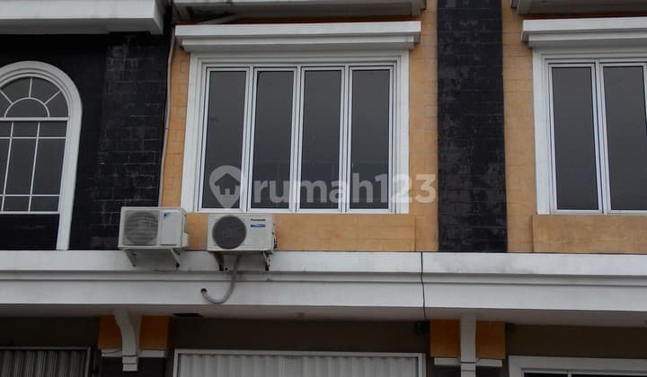 Ruko Siap pakai, dekat dengan pasar modern paramount