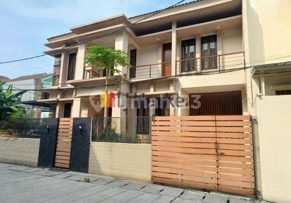 Rumah Rapi Siap Huni di Gading Sura Kelapa Gading Jakarta Utara