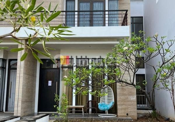 Rumah Mewah Cantik 4 Lantai di Royalton Residences Kemayoran Jakarta Pusat