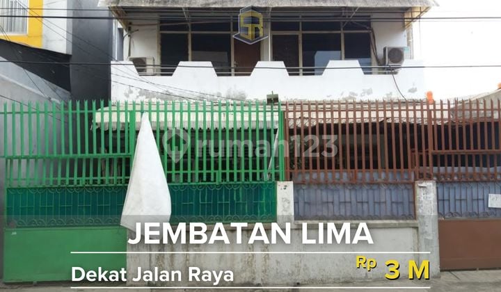 Rumah 2 Lantai dekat ke jembatan lima raya
