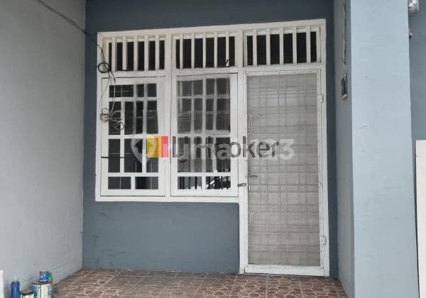 Rumah Siap Huni Lokasi Strategis di Tomang Jakarta Barat