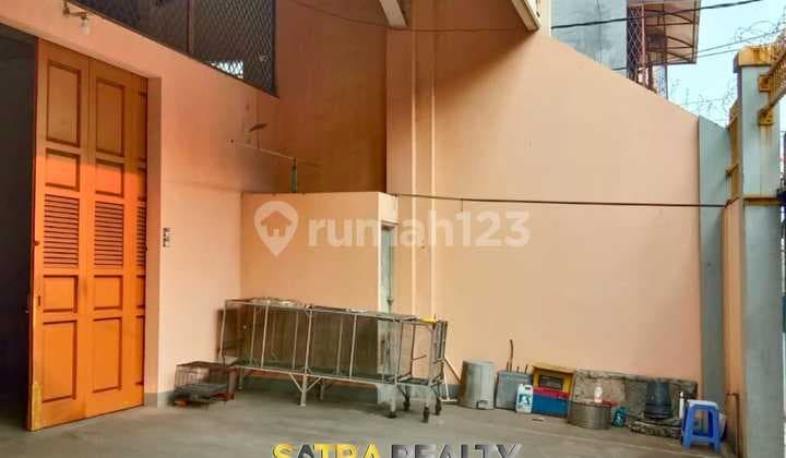 Rumah Jembatan Besi Ex Gudang, Ceiling Tinggi, Cocok Untuk Usaha