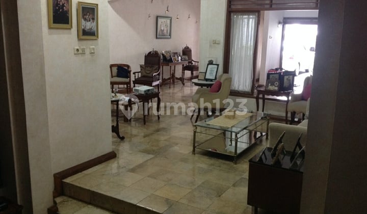 Rumah Kokoh,Siap Huni di Jkt.sel (Lp)