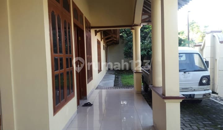 Rumah Murah Hitung Tanah Di Perumahan Solo Baru