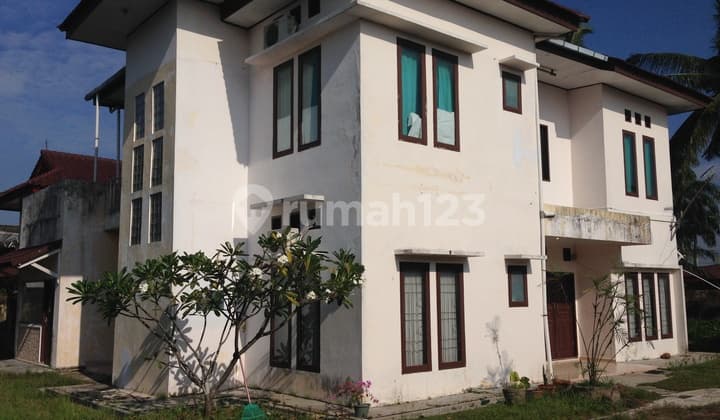 House with a large 1000 m2 yard, Pekanbaru City, Riau