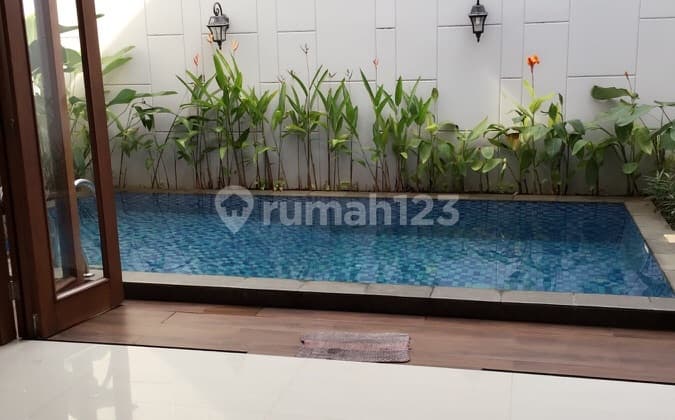 Rumah lux dan brand new di Lebak Bulus