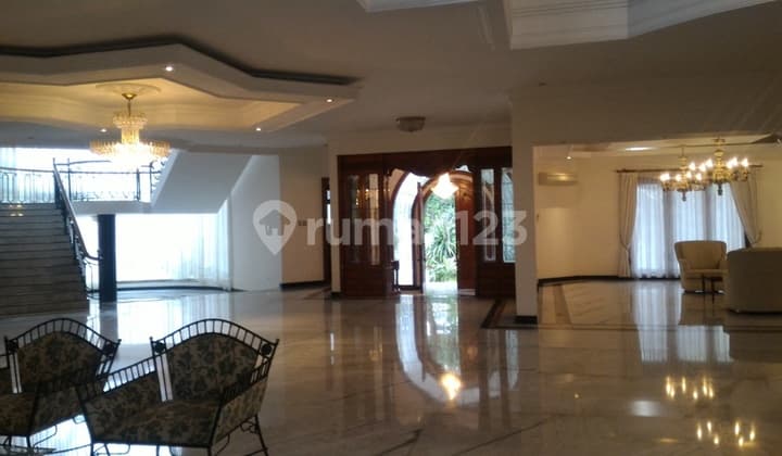 Disewakan Rumah Mewah Area Premium Bukit Golf Pondok Indah