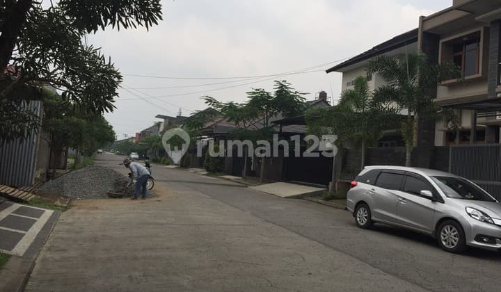 DIJUAL RUMAH SIAP HUNI DI TAMAN HOLIS INDAH – BANDUNG