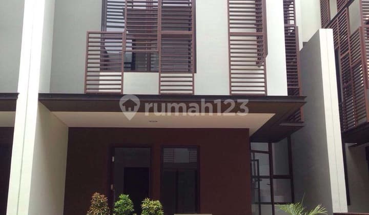 Rumah di Cluster Whelford - Greenwich Park, BSD
