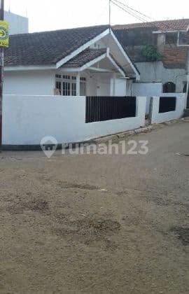 rumah di jatibening bekasi