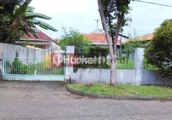 Rumah di Taman Ade Irma Suryani Semarang